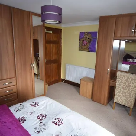 Ulverston Centre Superb 3 Double Bedroom Apartment Ulverston