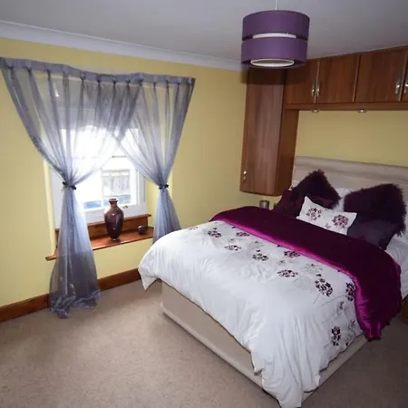 Centre Superb 3 Double Bedroom Ulverston